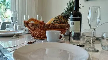 Via 38 Condo Boutique プレヤデルカーメン