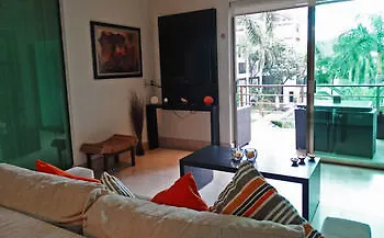 *** Hotel Via 38 Condo Boutique Playa del Carmen Mexico