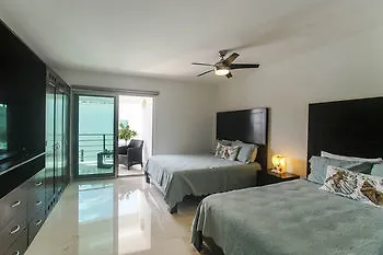 Via 38 Condo Boutique Playa del Carmen 3*,